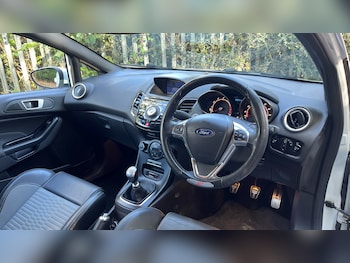 Used Ford Fiesta 2016 for sale - 75564940: Photo