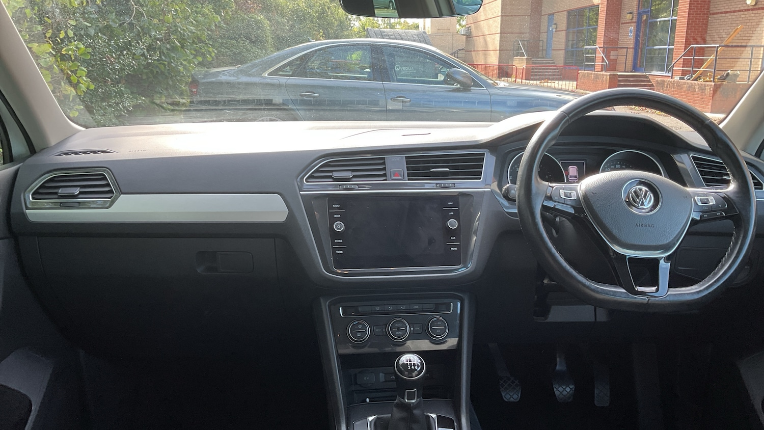 Used Volkswagen Tiguan 2018 for sale - 76111178: Photo 8