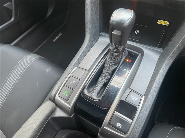 Used Honda Civic 2018 for sale - 76730802: Photo 11