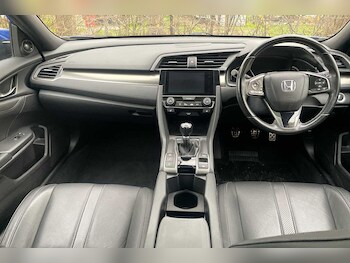 Used Honda Civic 2018 for sale - 76586544: Photo
