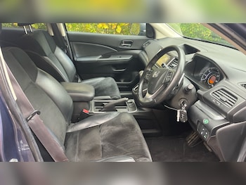 Used Honda CR-V 2017 for sale - 76359792: Photo