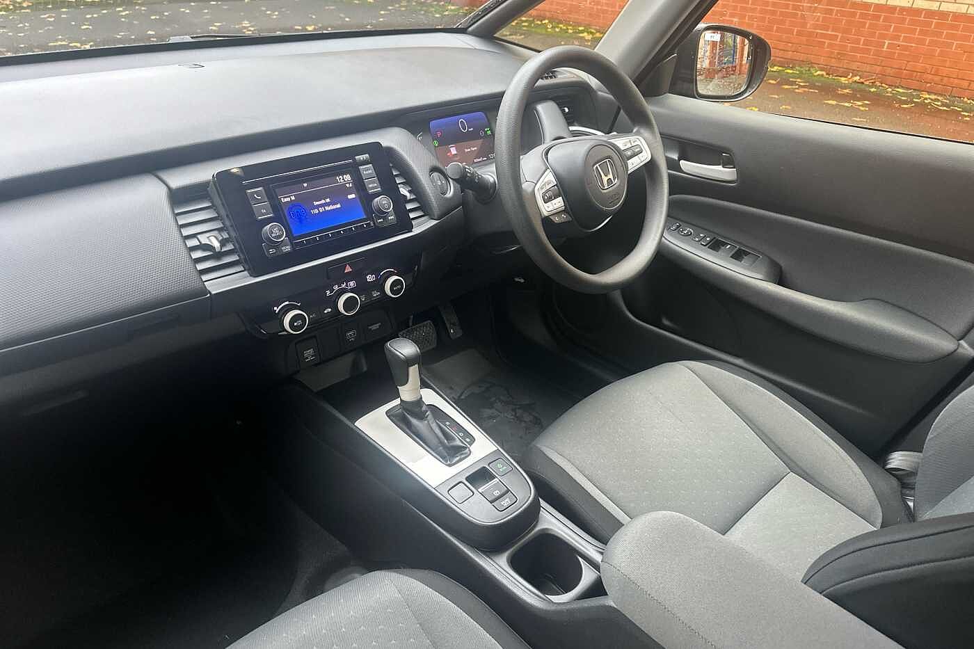 Used Honda Jazz 2022 for sale - 76662396: Photo 2