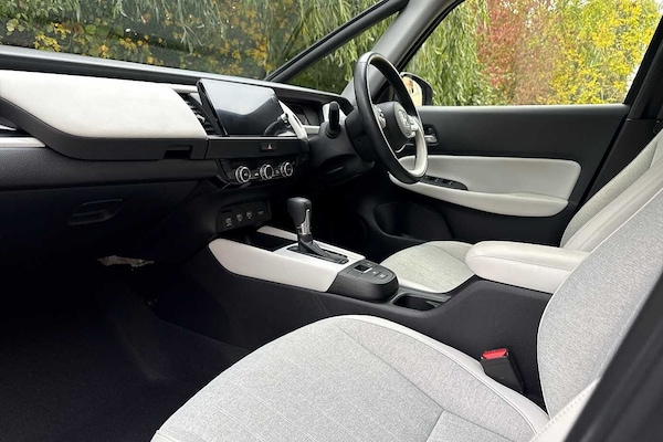 Used Honda Jazz 2022 for sale - 76102754: Photo 2
