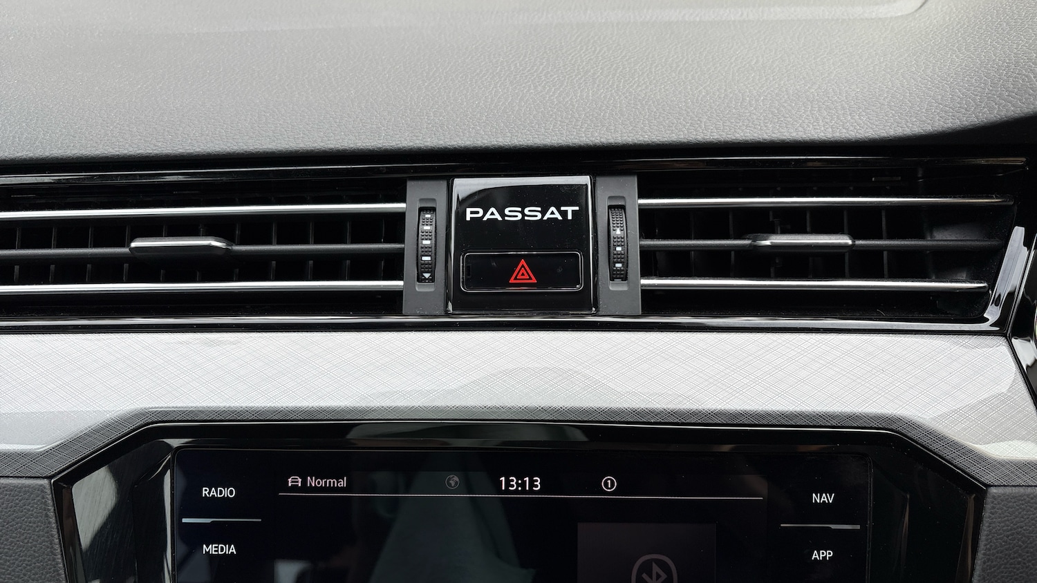 Used Volkswagen Passat 2021 for sale - 76086086: Photo 19