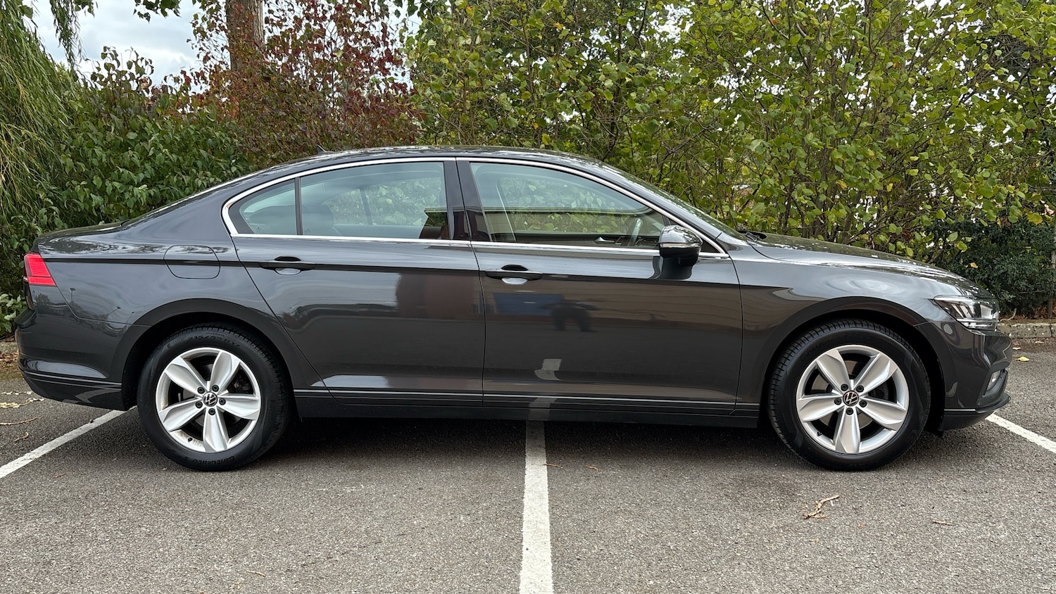 Used Volkswagen Passat 2021 for sale - 76086086: Photo 3