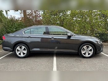 Used Volkswagen Passat 2021 for sale - 76086086: Photo