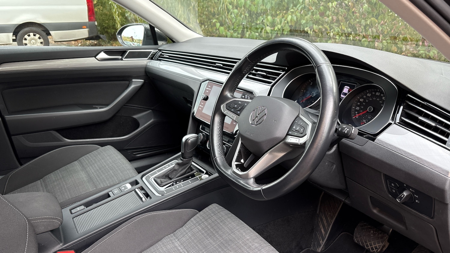 Used Volkswagen Passat 2021 for sale - 76086086: Photo 4