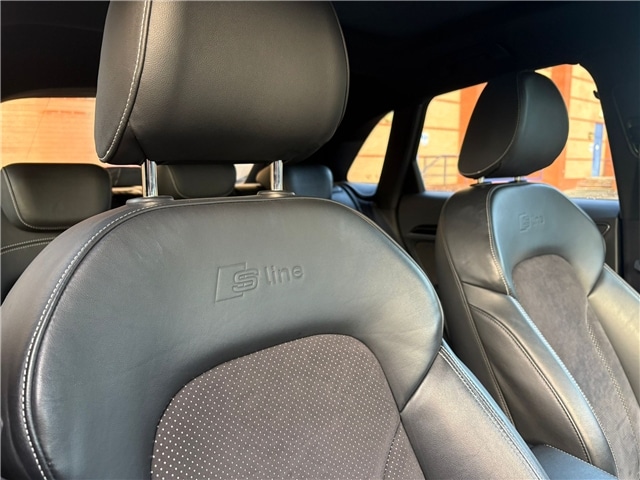 Used Audi Q3 2017 for sale - 77013393: Photo 13