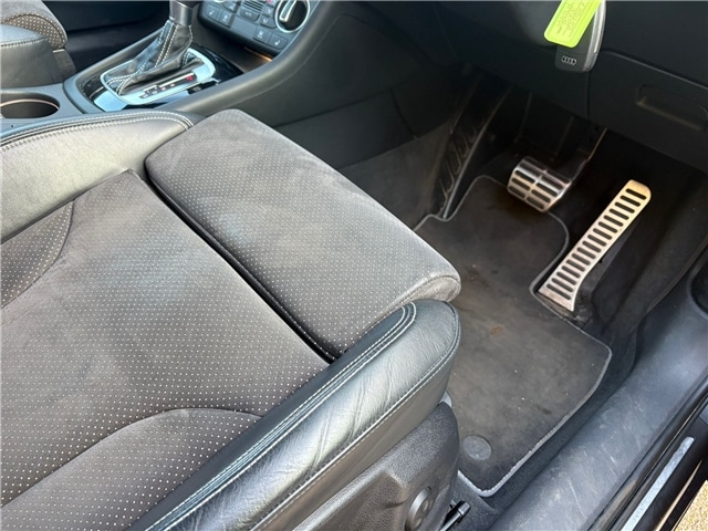 Used Audi Q3 2017 for sale - 77013393: Photo 28