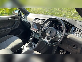 Used Volkswagen Tiguan 2019 for sale - 75814353: Photo