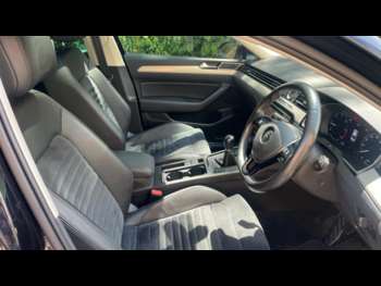 Used Volkswagen Passat 2017 for sale - 75024992: Photo