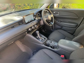 Used Honda HR-V 2023 for sale - 77030933: Photo