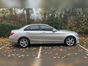 Used Mercedes-Benz C Class 2017 for sale - 76474525: Photo