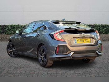 Used Honda Civic 2018 for sale - 77739516: Photo