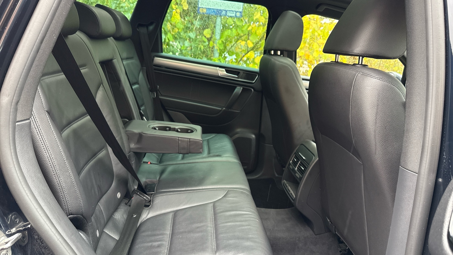 Used Volkswagen Touareg 2015 for sale - 76338442: Photo 21