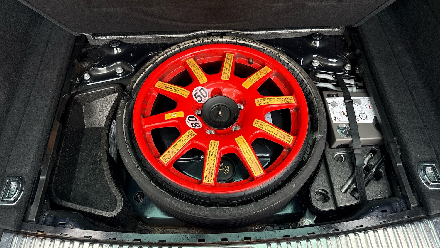 Used Volkswagen Touareg 2015 for sale - 76338442: Photo 25