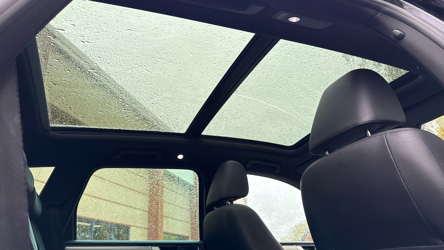 Used Volkswagen Touareg 2015 for sale - 76338442: Photo 36