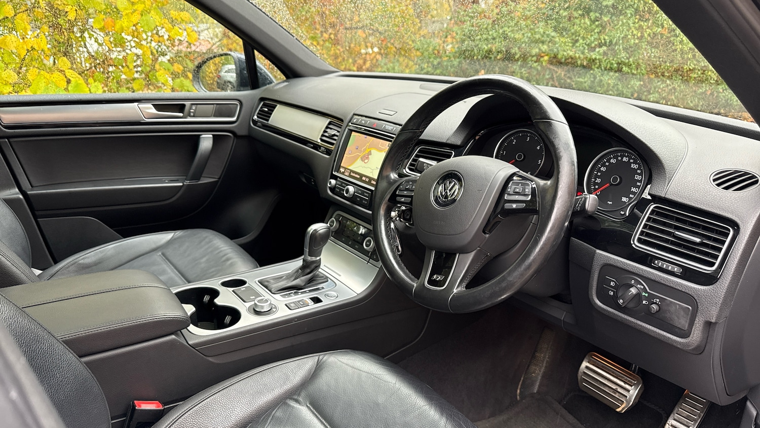 Used Volkswagen Touareg 2015 for sale - 76338442: Photo 4