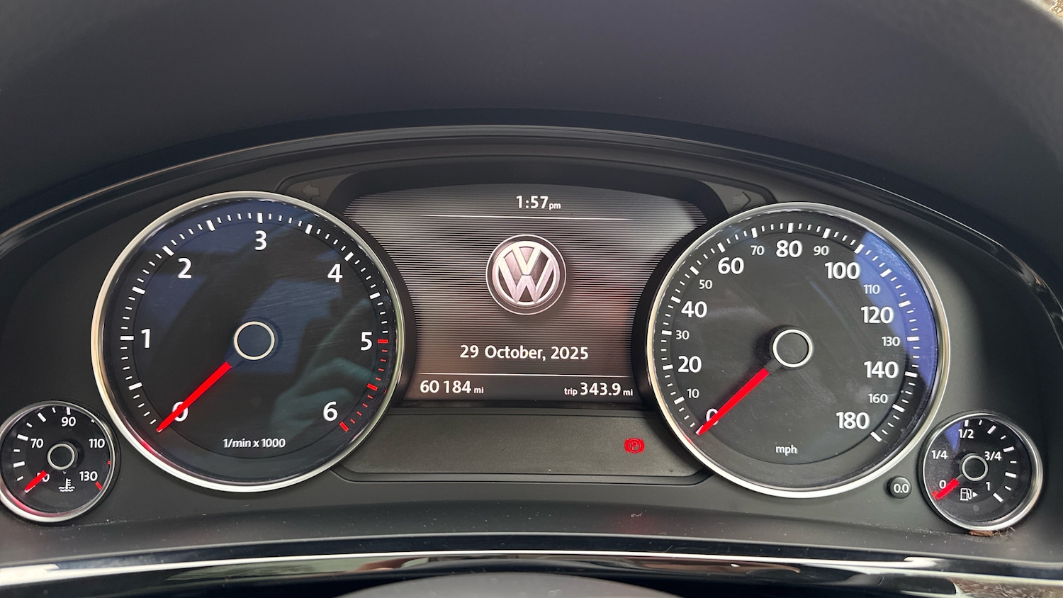 Used Volkswagen Touareg 2015 for sale - 76338442: Photo 6