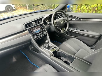 Used Honda Civic 2017 for sale - 75541025: Photo