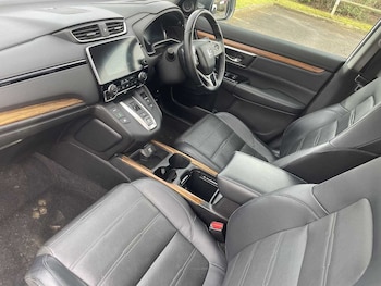 Used Honda CR-V 2019 for sale - 77647551: Photo