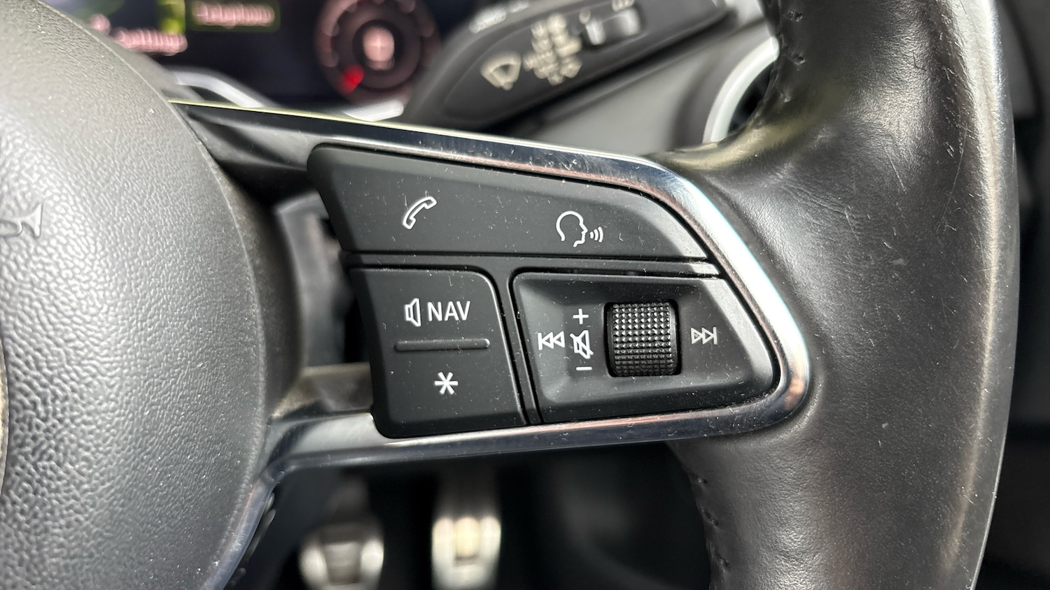 Used Audi TT 2015 for sale - 76111233: Photo 16