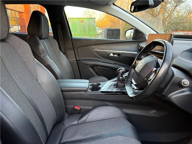 Used Peugeot 3008 2021 for sale - 77030963: Photo 10