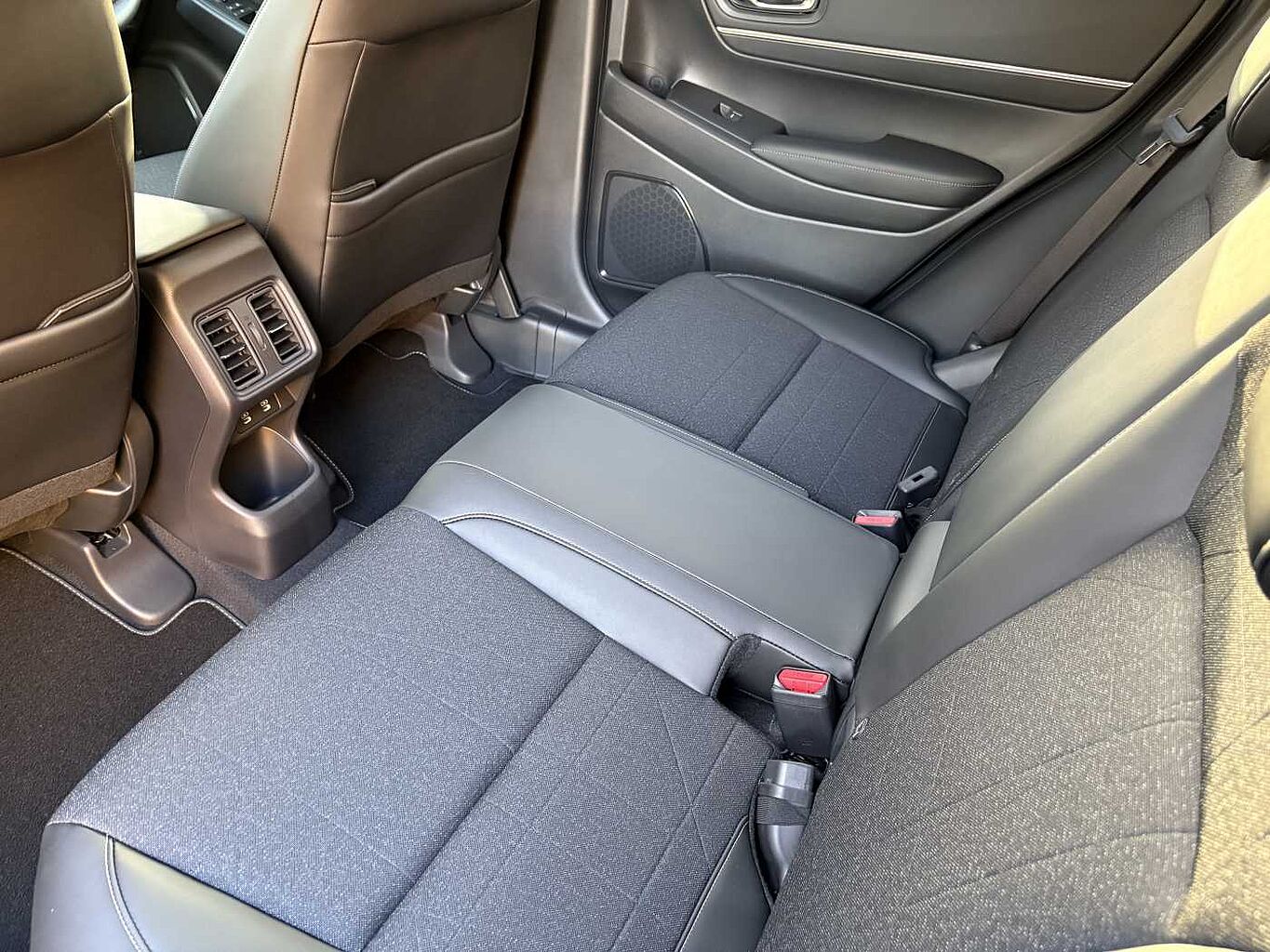 Used Honda HR-V 2026 for sale - 77280568: Photo 8