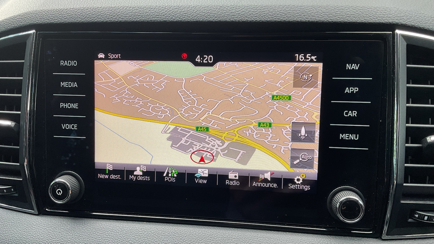 Used Skoda Karoq 2018 for sale - 76837604: Photo 16