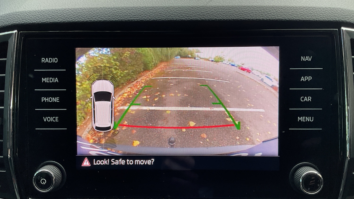 Used Skoda Karoq 2018 for sale - 76837604: Photo 19