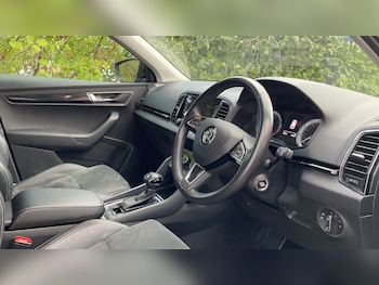 Used Skoda Karoq 2018 for sale - 76837604: Photo