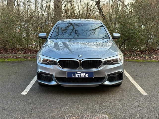 Used BMW 5 Series 2018 for sale - 77634428: Photo 2