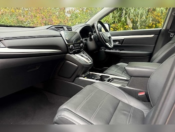 Used Honda CR-V 2021 for sale - 76241282: Photo