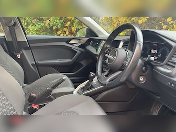 Used Audi A1 2019 for sale - 76410252: Photo