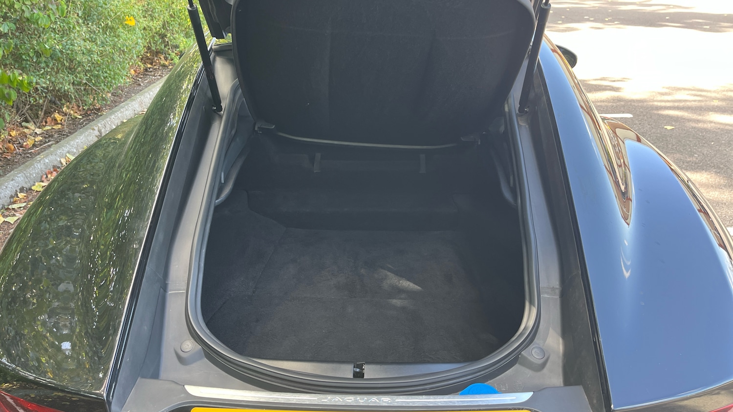 Used Jaguar F-Type 2020 for sale - 76434233: Photo 21