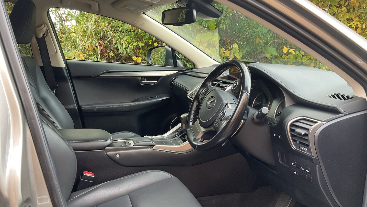 Used Lexus NX 2020 for sale - 76327842: Photo 4