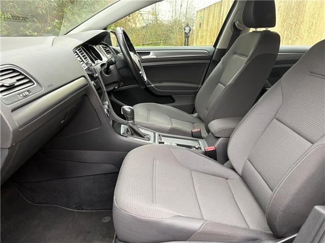 Used Volkswagen Golf 2018 for sale - 77982912: Photo 14