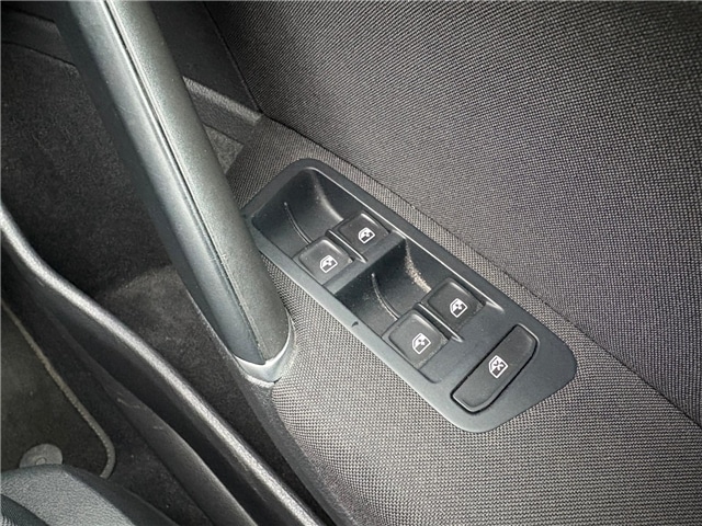 Used Volkswagen Golf 2018 for sale - 77982912: Photo 25