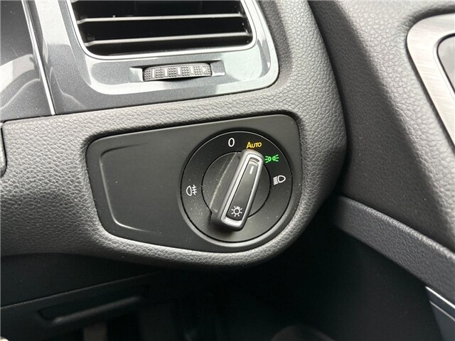 Used Volkswagen Golf 2018 for sale - 77982912: Photo 26