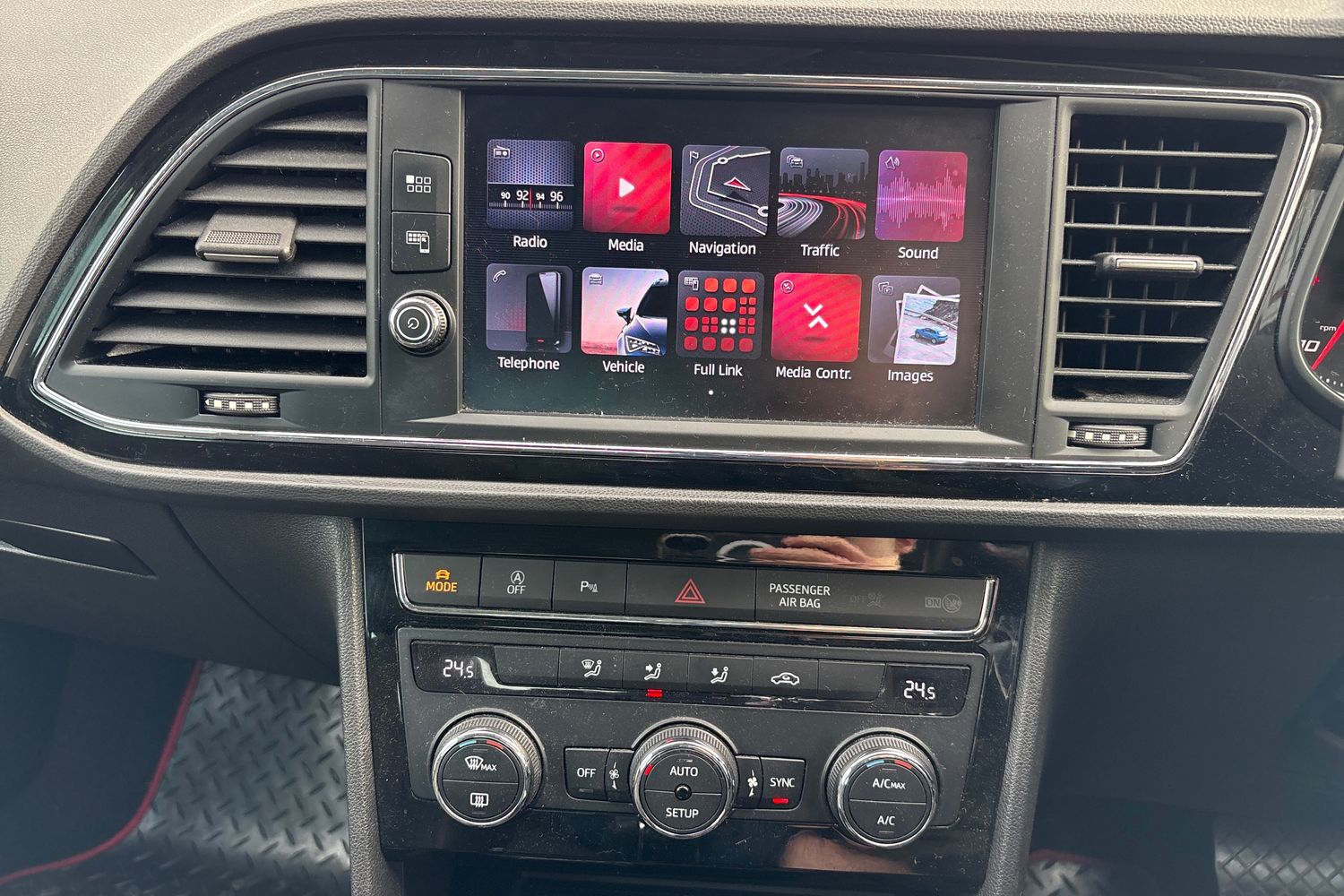 Used SEAT Leon 2019 for sale - 77941474: Photo 11