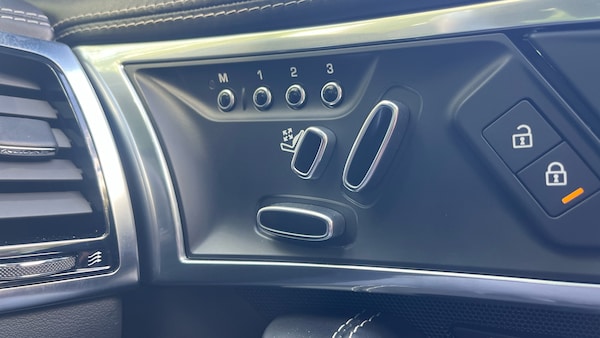 Used Jaguar F-Type 2020 for sale - 75479232: Photo 16