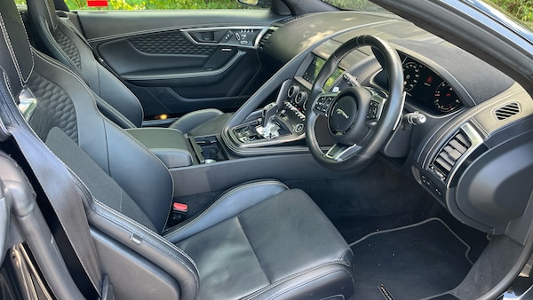 Used Jaguar F-Type 2020 for sale - 75479232: Photo 4