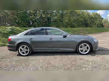 Used Audi A4 2018 for sale - 75758347: Photo
