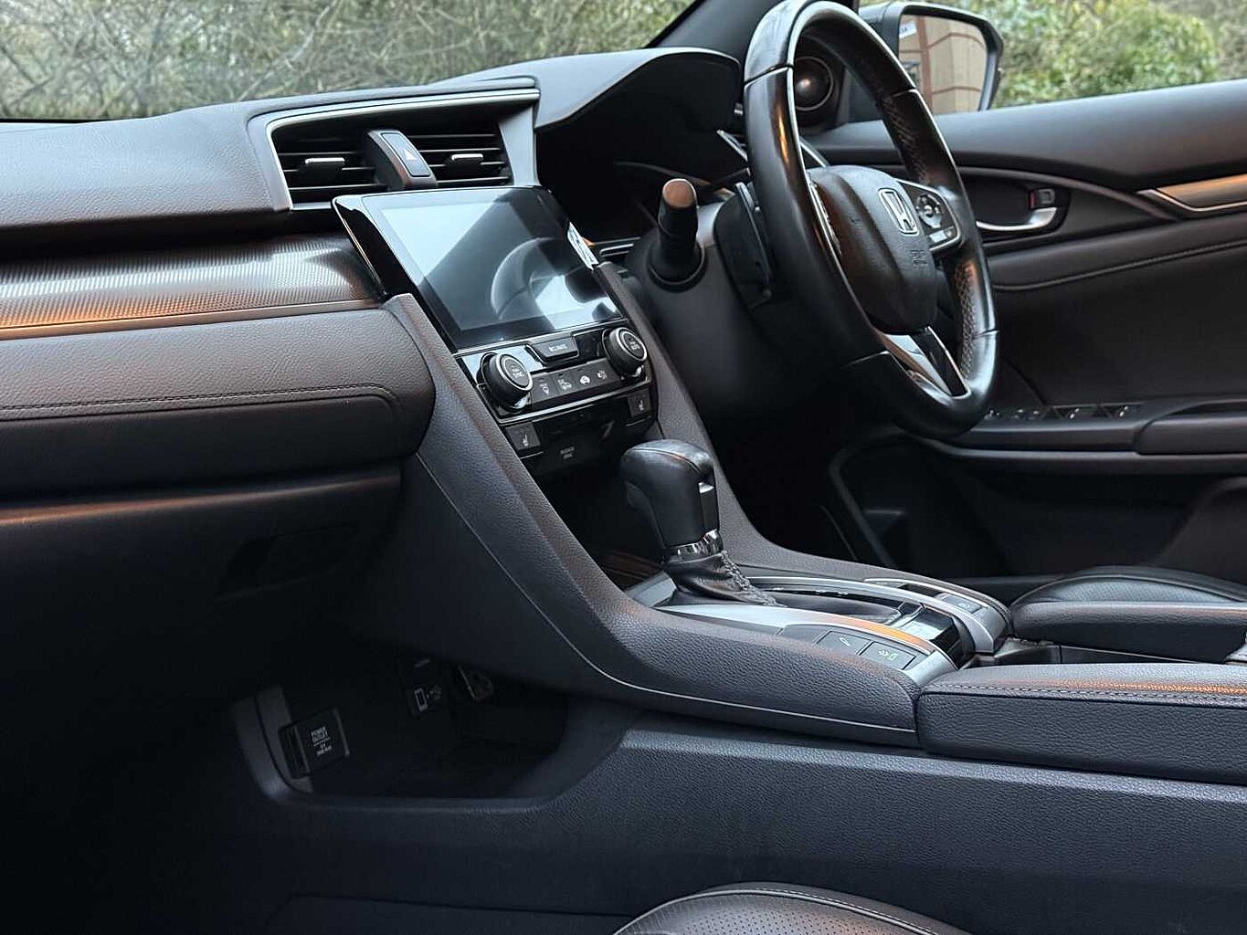 Used Honda Civic 2019 for sale - 77021783: Photo 2