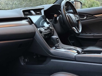 Used Honda Civic 2019 for sale - 77021783: Photo