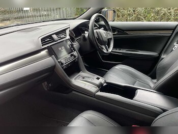 Used Honda Civic 2018 for sale - 75614866: Photo