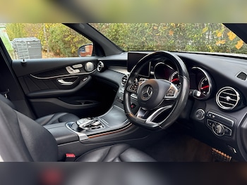 Used Mercedes-Benz GLC 2017 for sale - 76486611: Photo