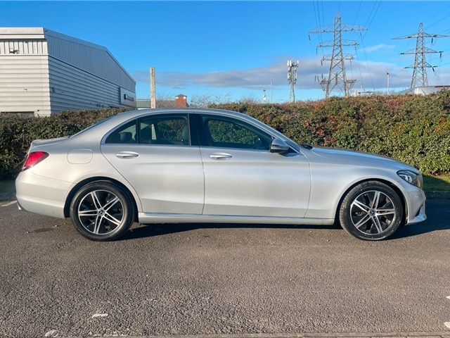 Used Mercedes-Benz C Class 2018 for sale - 77013390: Photo 2