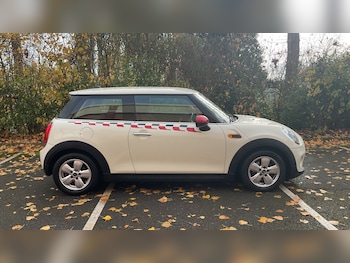 Used MINI Hatch 2016 for sale - 76410248: Photo