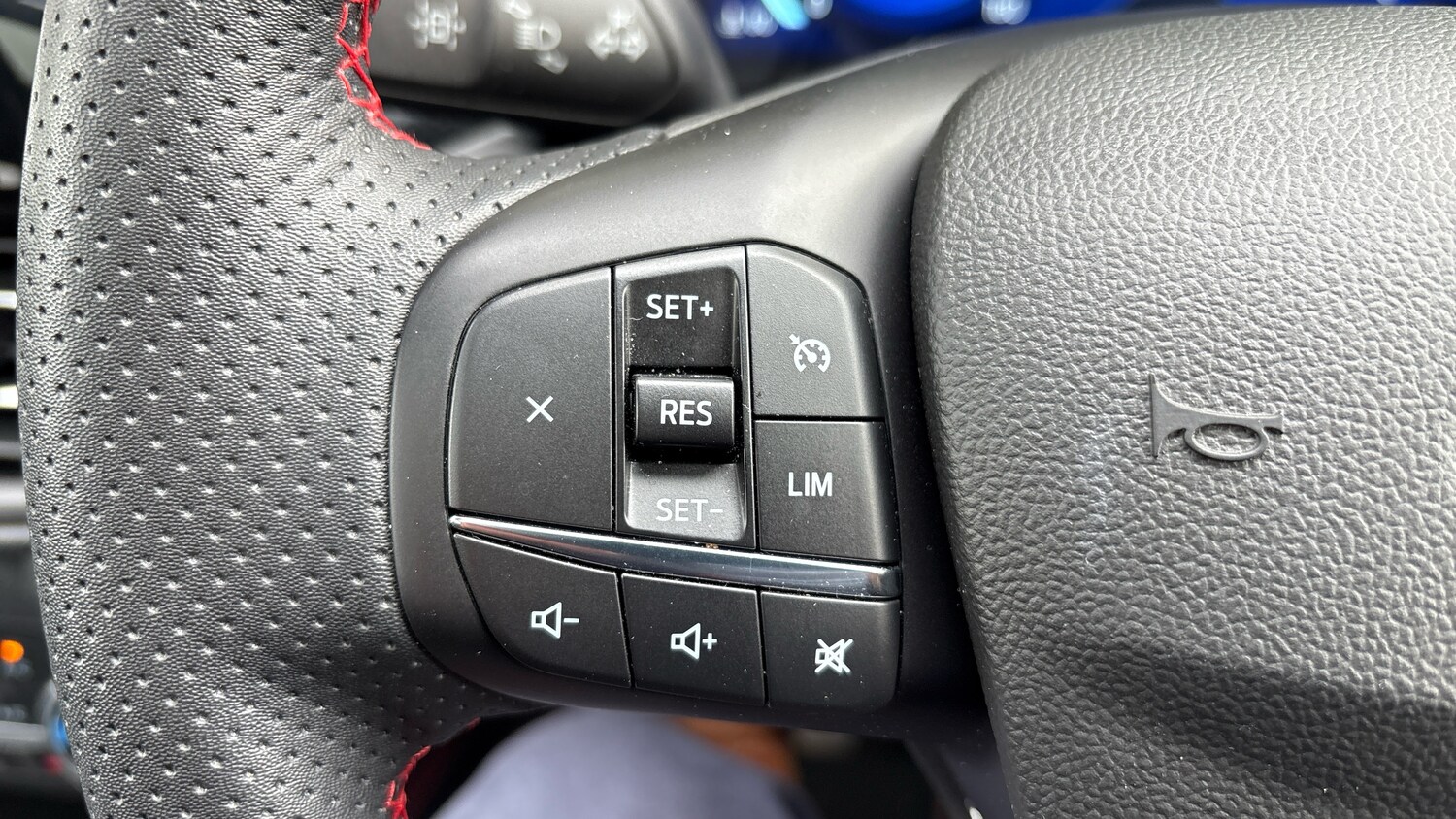 Used Ford Kuga 2023 for sale - 75942671: Photo 23